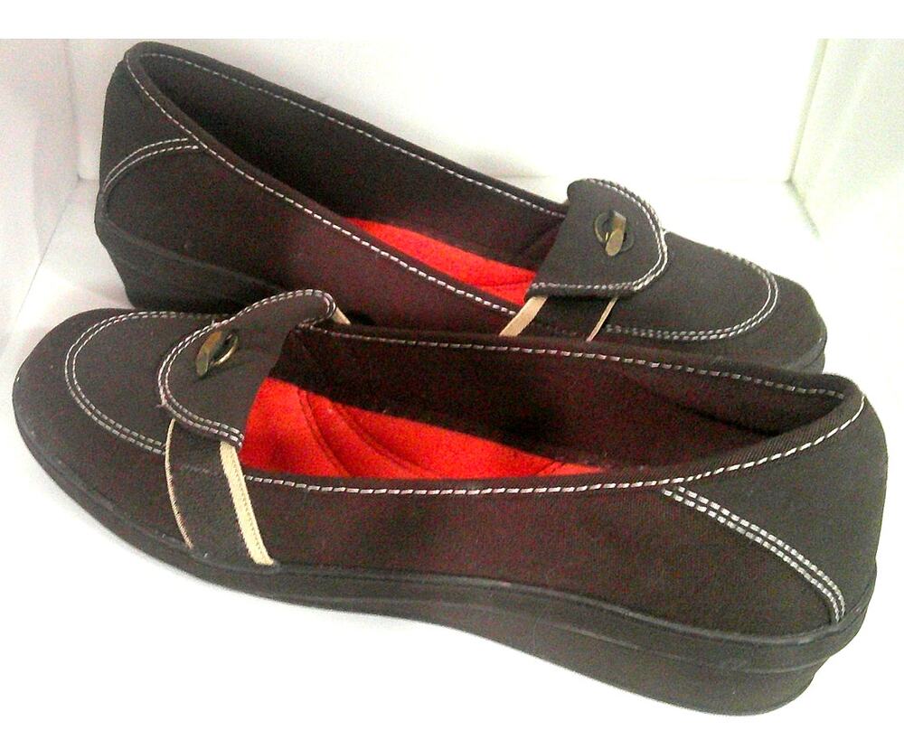 Grasshoppers Women's Brown Wedge Shoe Size 10